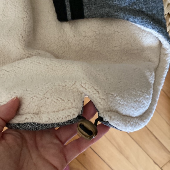 NWT Canada Pooch Dog Parka - Picture 6 of 11